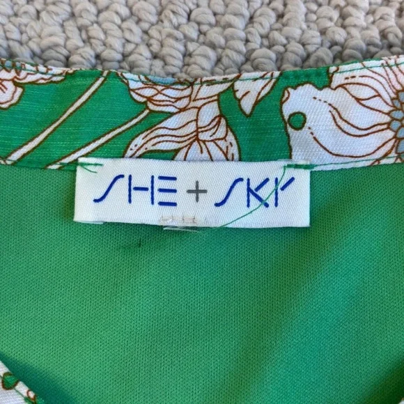 SHE + SKY Green Floral Split Neck Swing Dress 2XL Crochet trim dopamine dressing - Picture 6 of 16